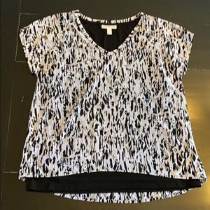 Animal print lined top